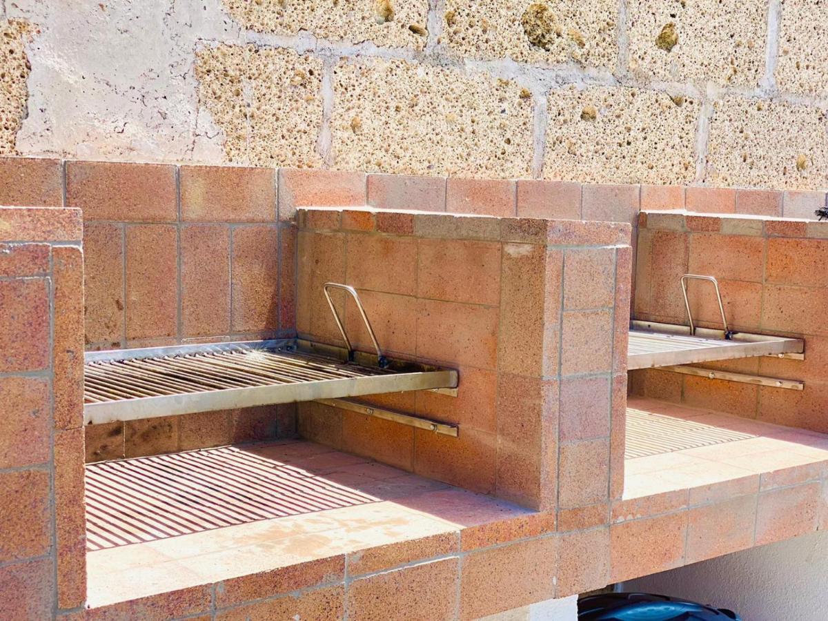 Amani Suite Con Jacuzzi Climatizado Y Piscina Buzanada Exterior photo