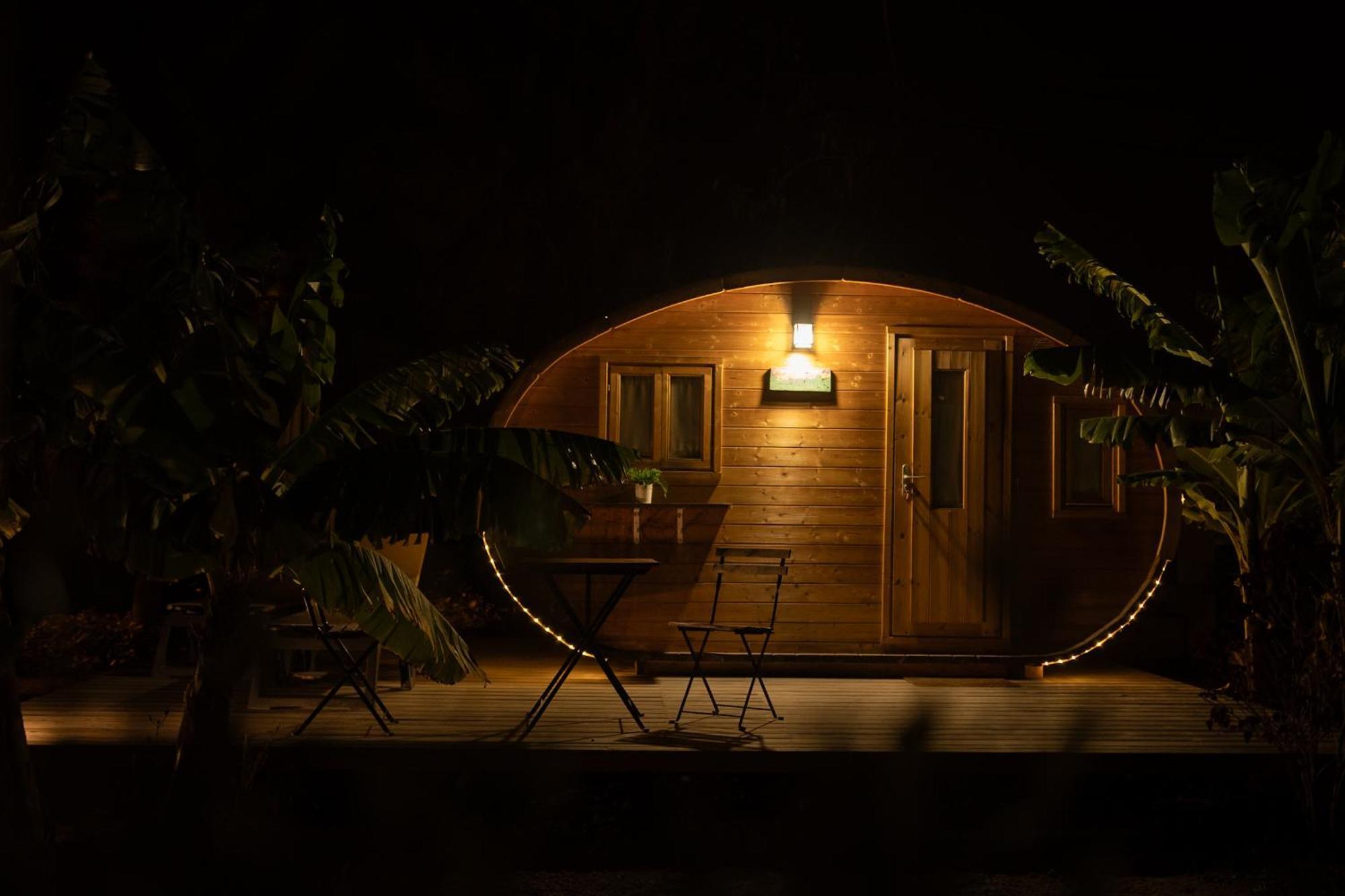 Amani Suite Con Jacuzzi Climatizado Y Piscina Buzanada Exterior photo